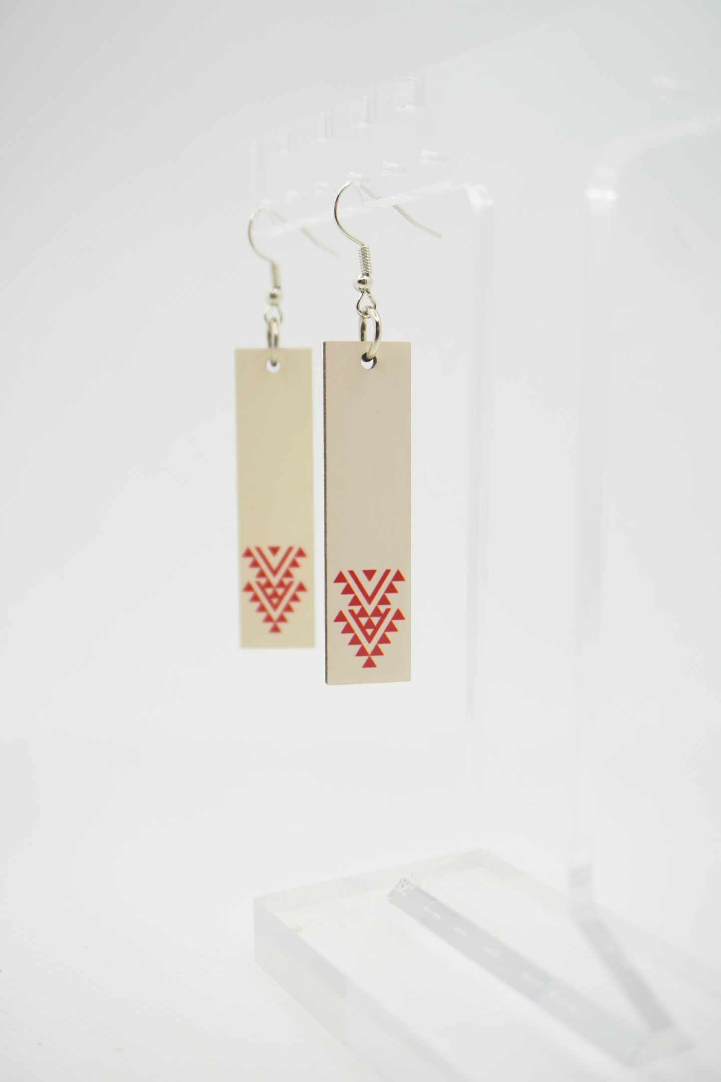 Niho Taniwha Earrings - Red and White